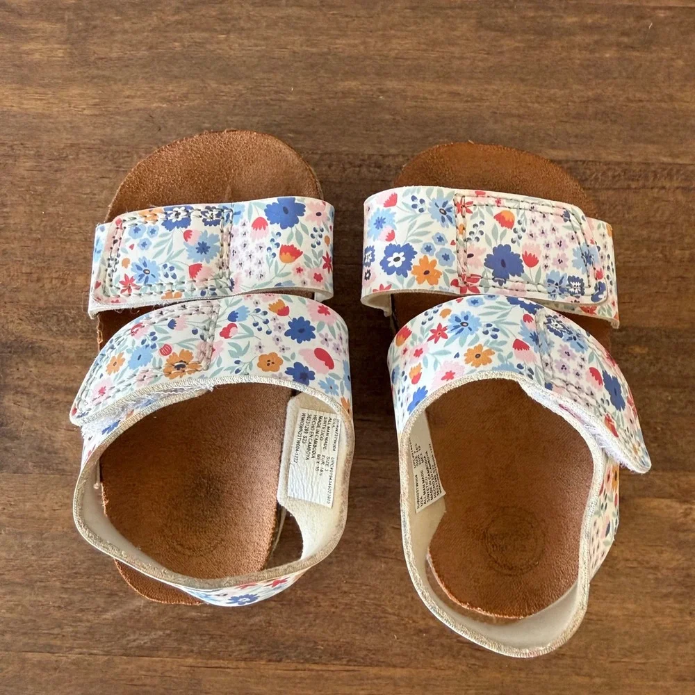 Lot of 2 Toddler Girls Shoes Size 3 Floral Sandals Brown Mary Jane Flats